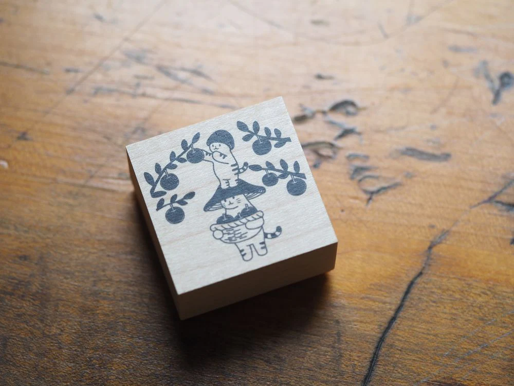 4legs - Mushroom Cat Stamp - Apple Picking