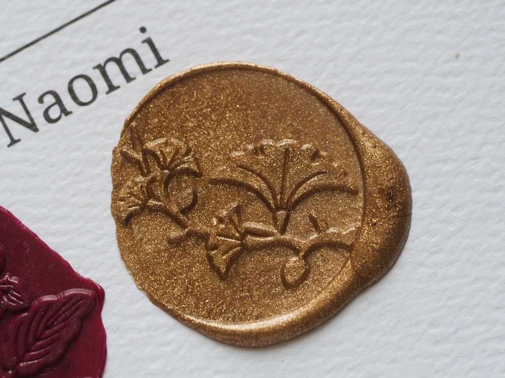 Backtozero - Brass Seal with Handle - Ginkgo Leaf & Stem