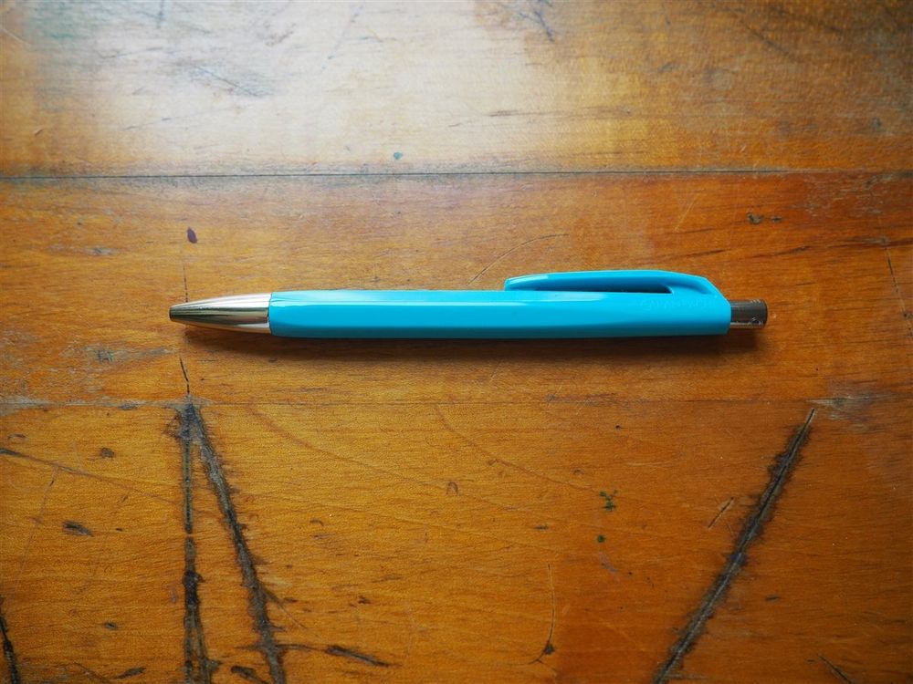 Caran d'Ache - 888 Ballpoint - Infinite Turquoise Blue