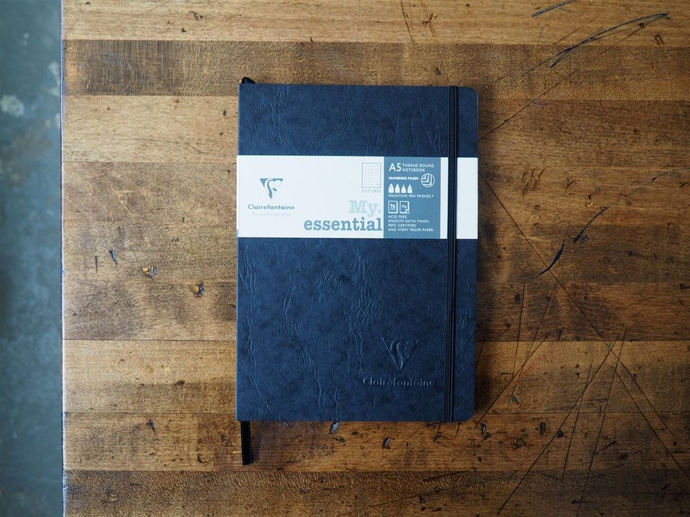 Clairefontaine - My Essential Notebook - A5 - Black (Dot)