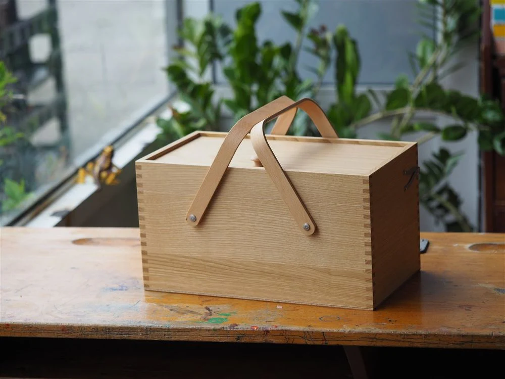 Classiky - Chestnut Sewing Box