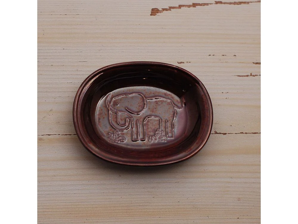 Classiky x Toraneko Bonbon - Oval Bean Plate - Elephant Brown
