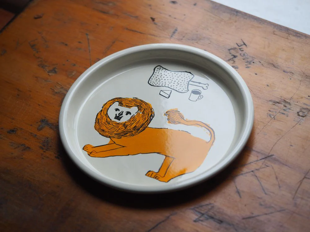 Classiky - Toranekobonbon Enameled Bread Dish (Lion)