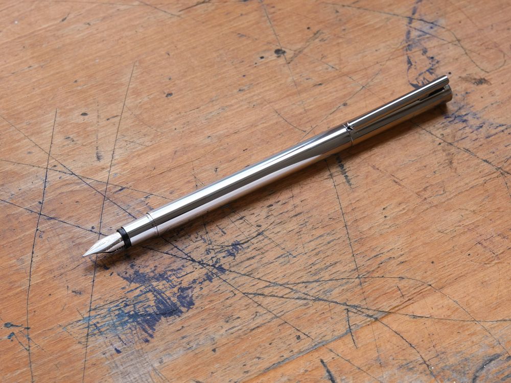 Faber Castell Neo-Slim Fountain Pen - Shiny Stainless Steel - Image 5