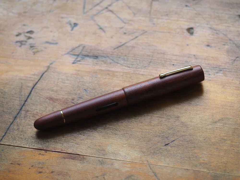 Fine Writing International Fountain Pen - Wood Vacuum - Rosewood - Image 3