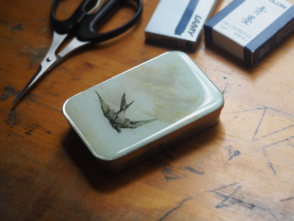 Firefly Notes - Tin - Swallow Stitch