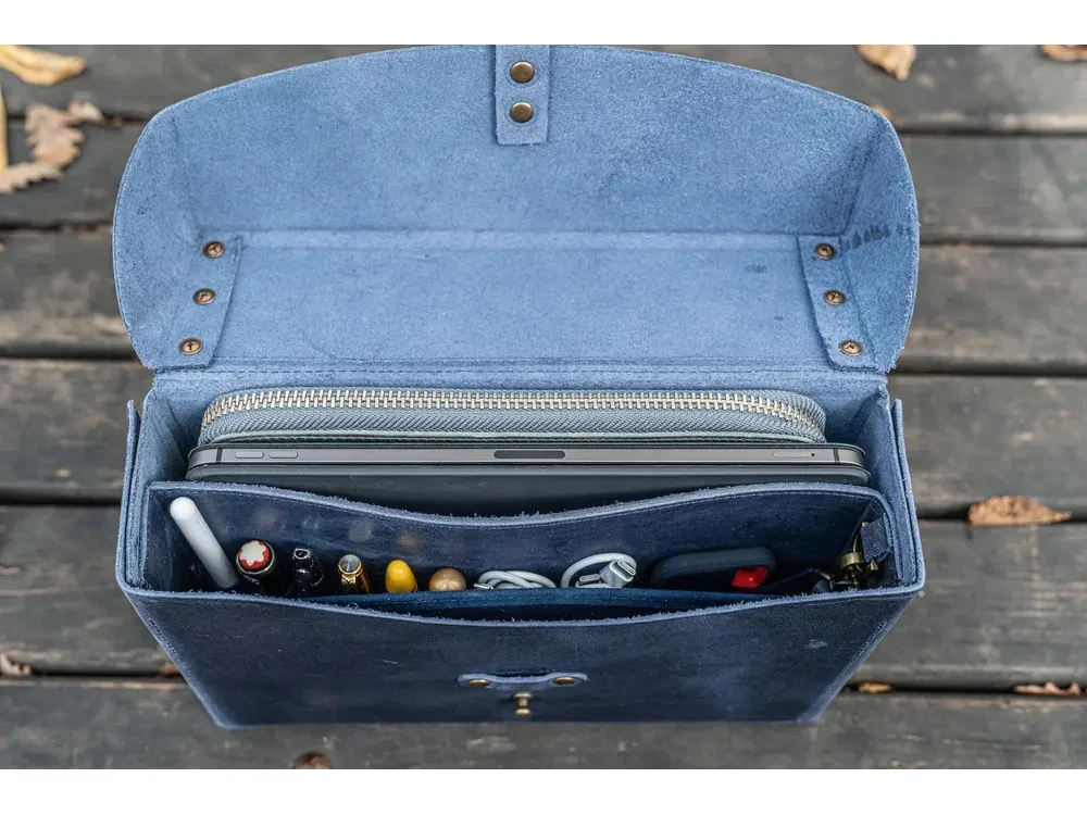 Galen Leather - Writer's Medic Bag - Crazy Horse Navy Blue - Image 4