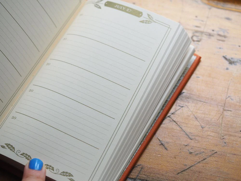 Gilded One Line a Day (5 Year Diary Book) - Image 2
