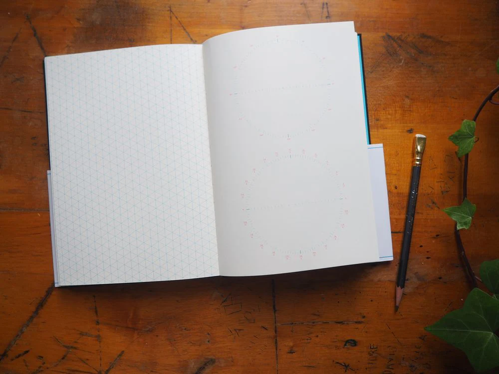 Grids & Guides - A Notebook for Visual Thinkers - Black - Image 3