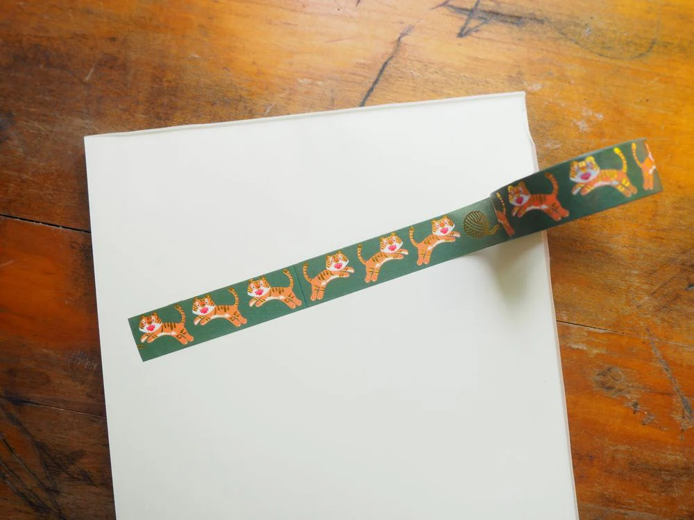 ILOOTPAPERIE -Washi Tape - Tiger Pounce (Gold Foil)