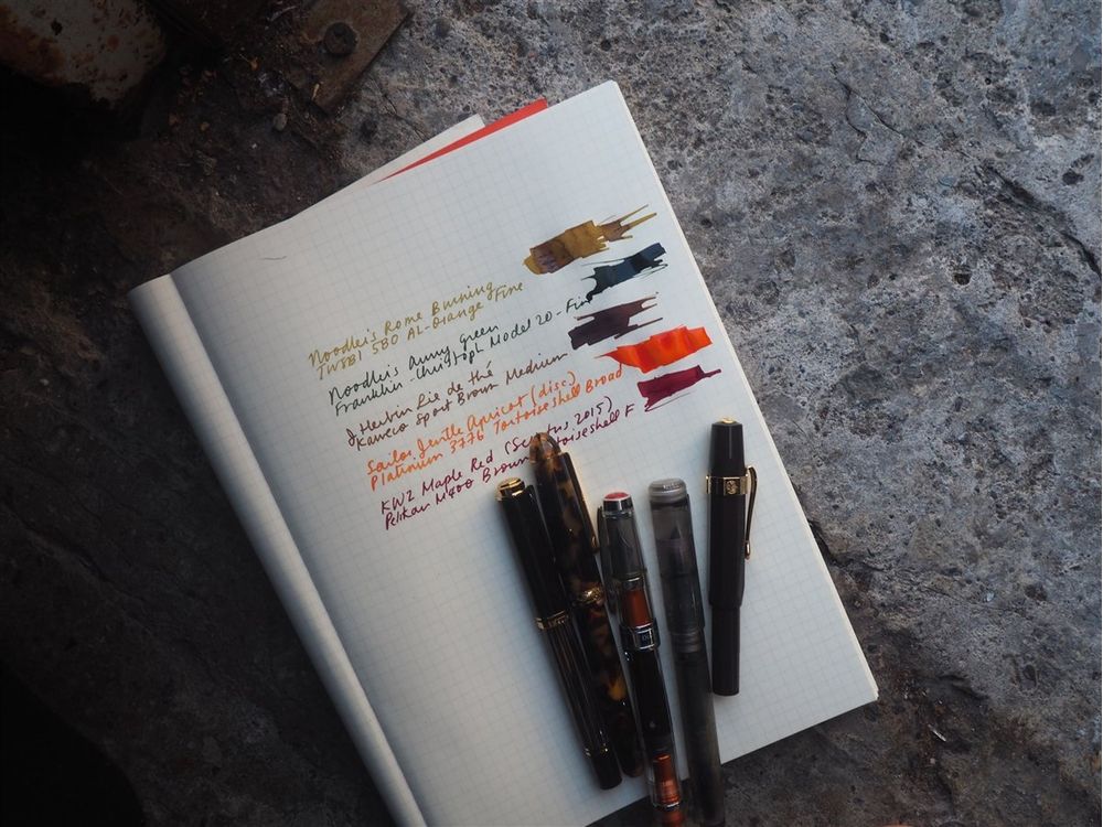J. Herbin Fountain Pen Ink (30mL) - Lie De Thé - Image 3