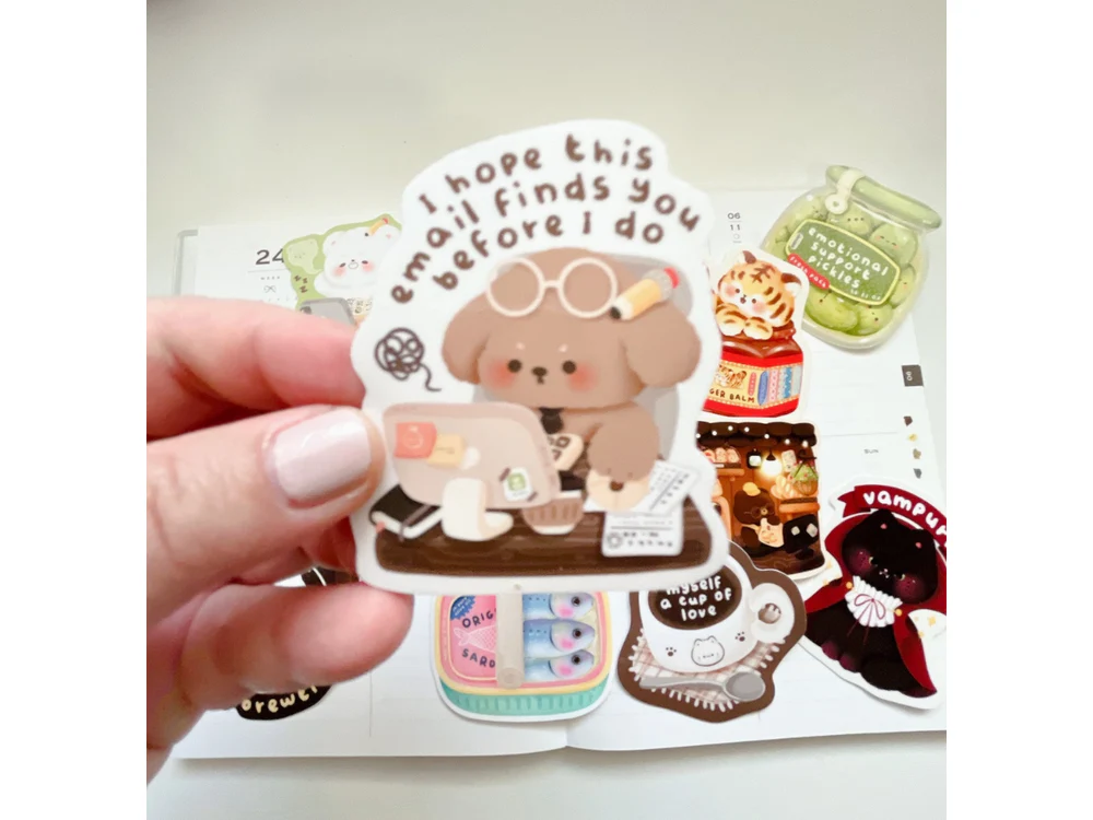 Kuboandlucy Stationery Co. - Vinyl Sticker - I Hope This Email Finds You Before I Do