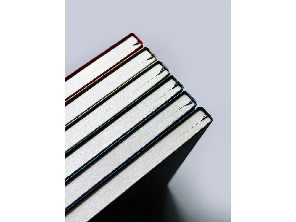Kunisawa Find Edge Notebook - A5 - Shimbashi (Dot Grid) - Image 2