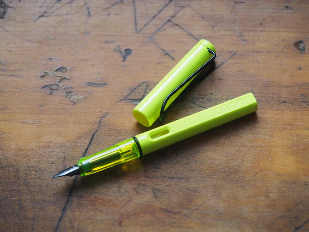 Lamy Safari Fountain Pen - 2026 Special Edition - Neon Yellow