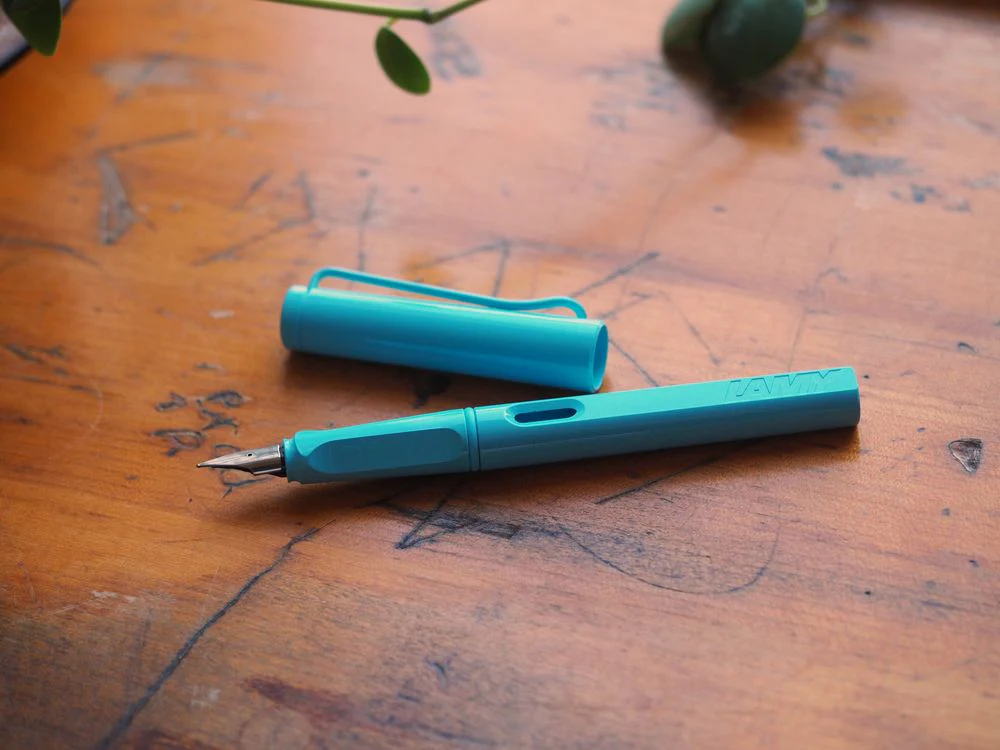 Lamy Safari Fountain Pen - Aqua Sky