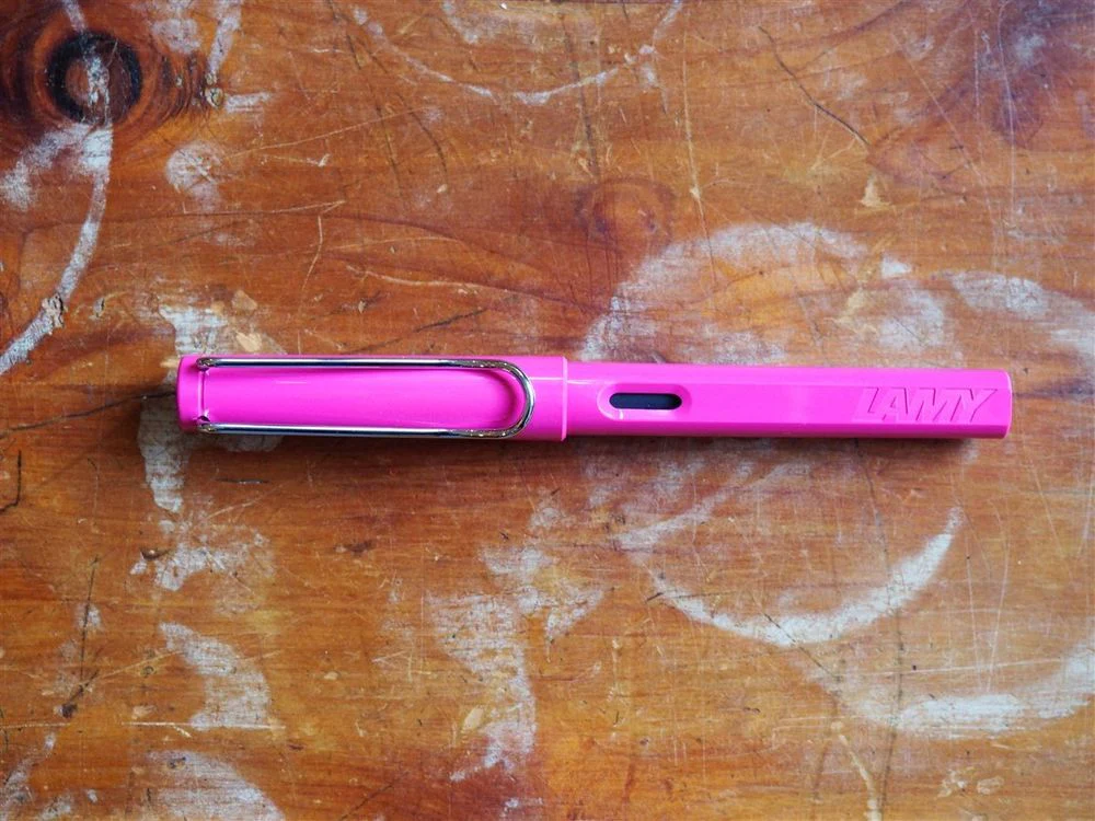 Lamy Safari Fountain Pen - Pink