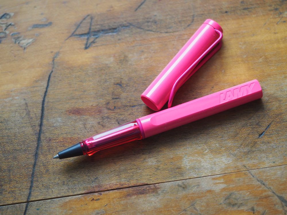 Lamy Safari Rollerball Pen - 2026 Edition - Neon Pink