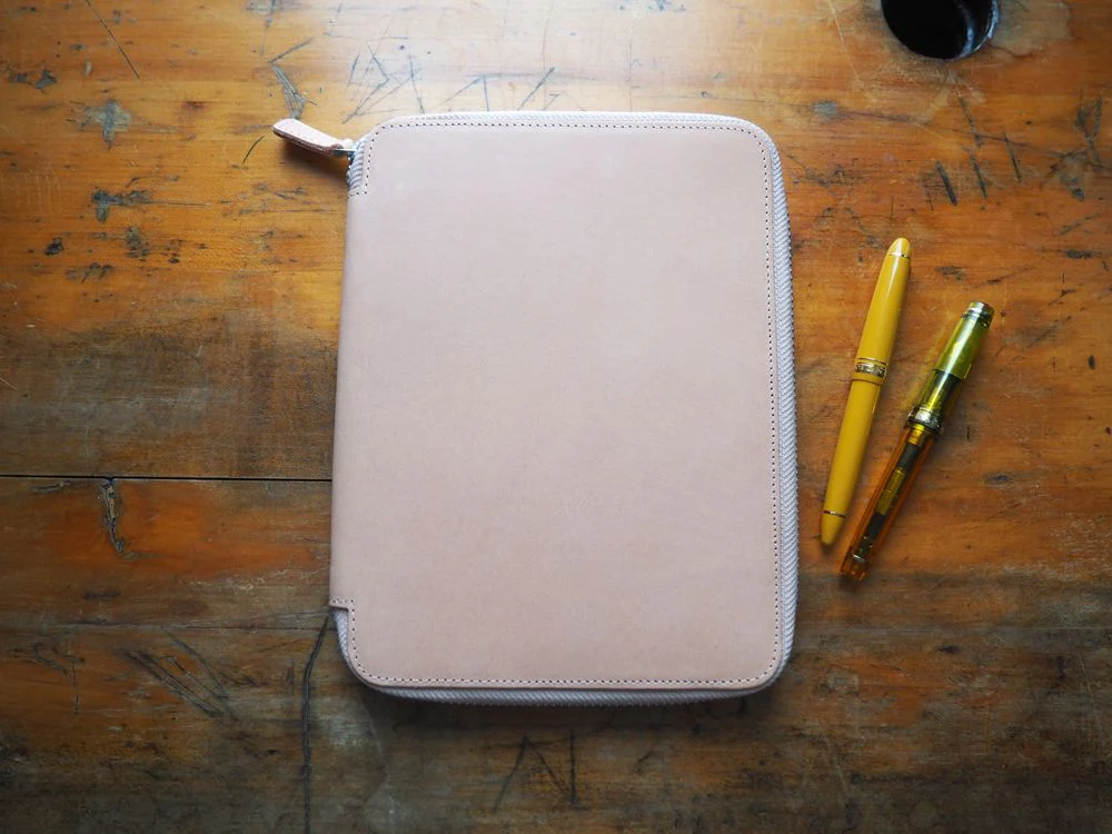 Galen Leather - Leather Zippered A5 Leuchtturm1917 Notebook Folio - Undyed Leather - Image 4