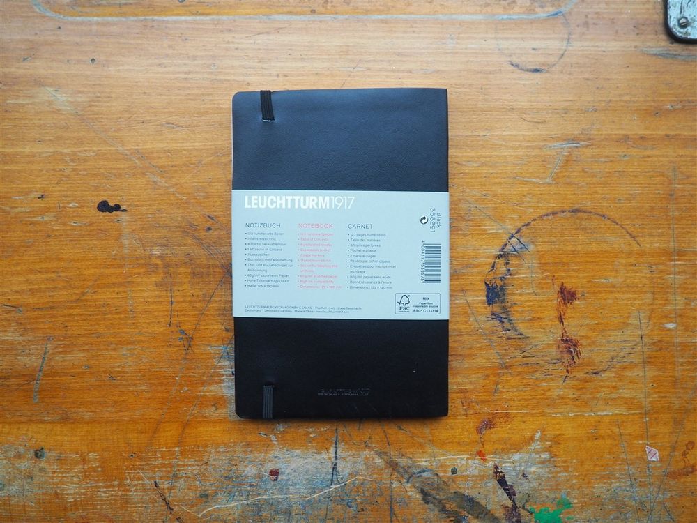 Leuchtturm Softcover Notebook - B6+ - Black (Dotted) - Image 3