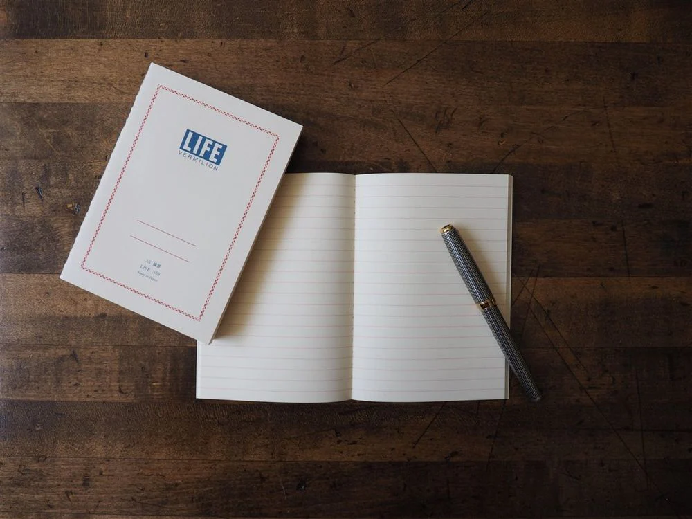 Life Japanese Stationery Vermilion Notebook A6 - Ruled - Image 2