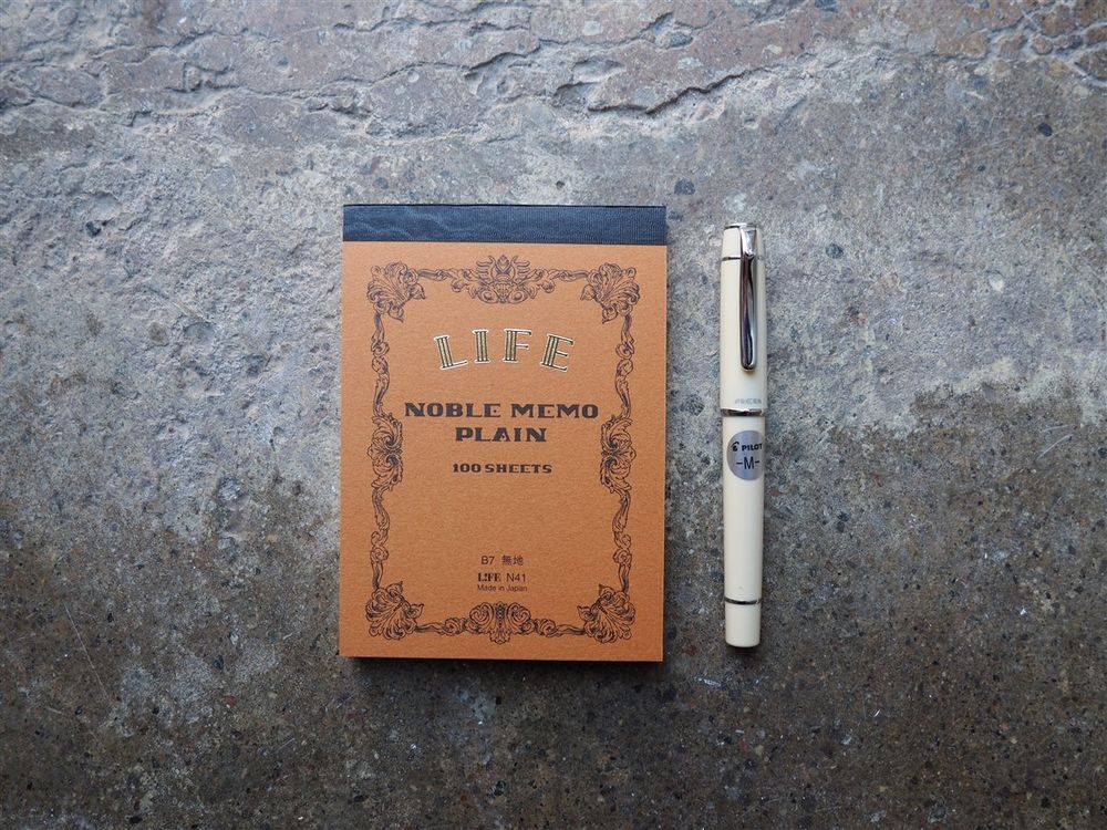 Life Stationery "Noble Memo" Plain Pad - B7