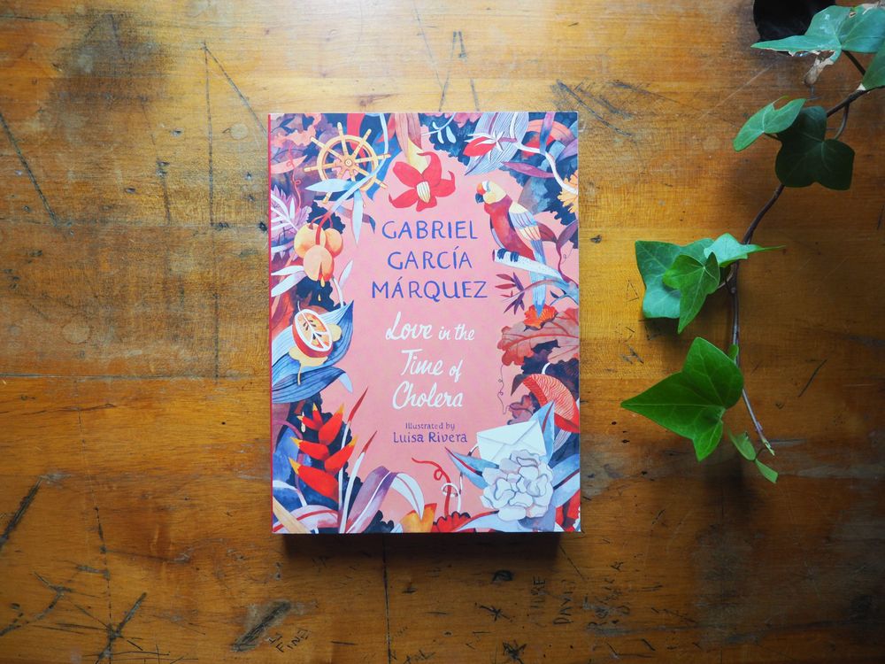 Love in the Time of Cholera (Illustrated Edition) by Gabriel GarcĂa MĂĄrquez