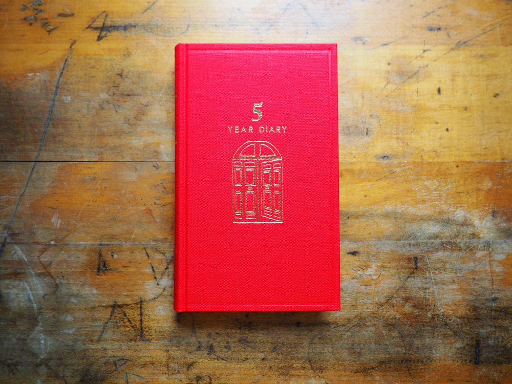 Midori 5 Years Diary - Red