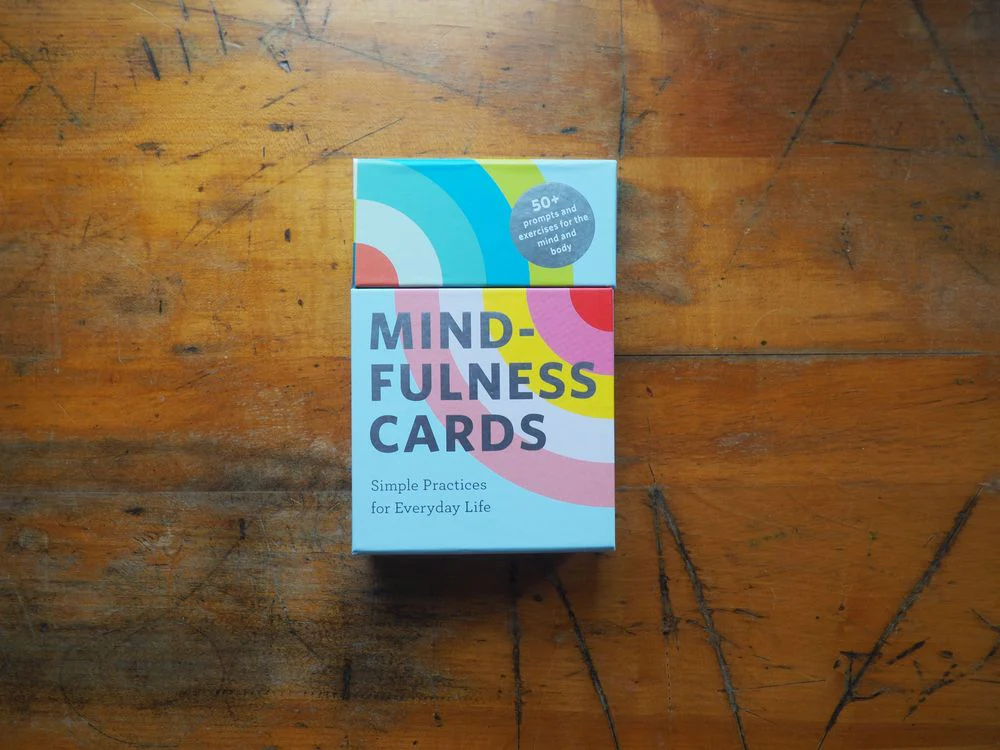 Mindfulness Cards: Simple Practices for Everyday Life