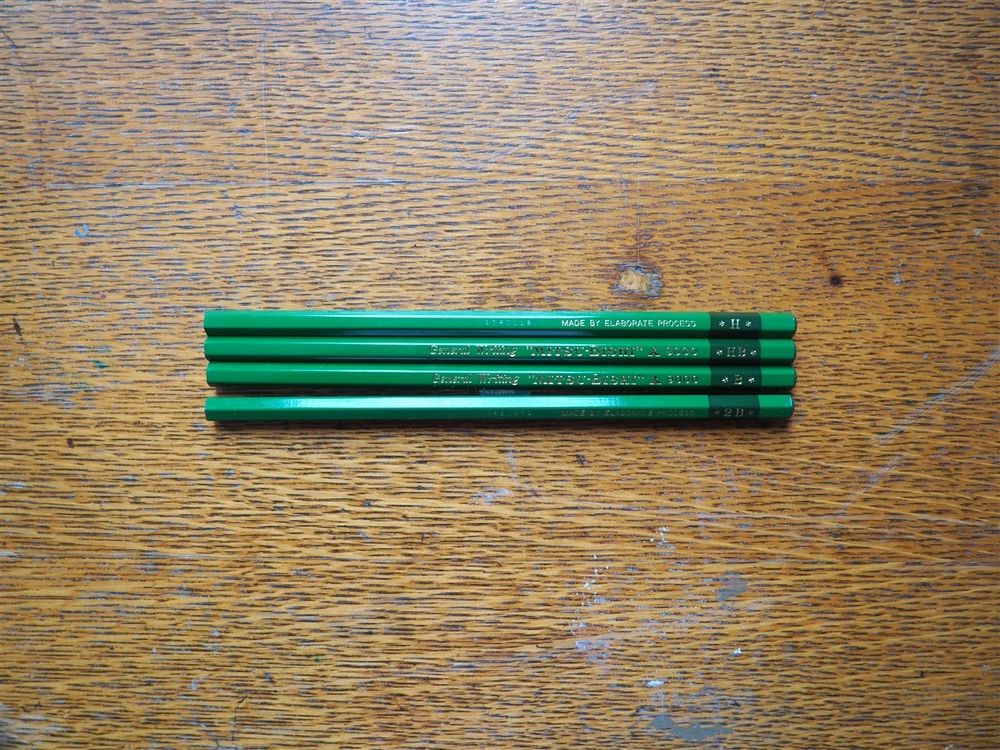 Uni Mitsubishi Office 9000 Pencil - HB - Image 3