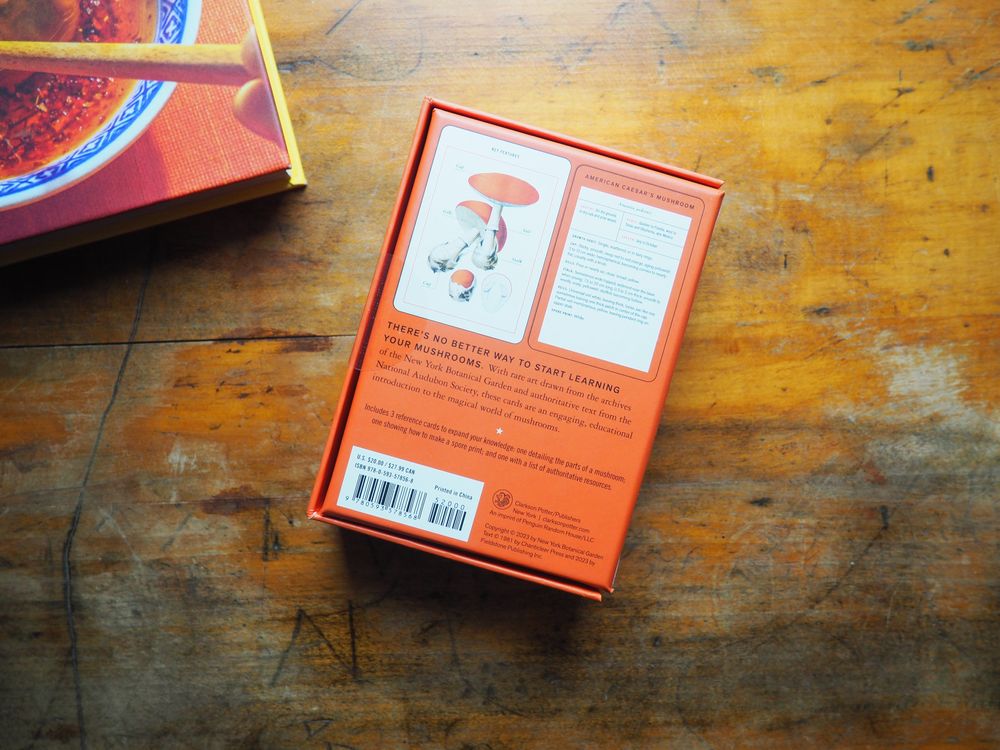 New York Botanical Garden Mushroom Identification Flashcards: 100 Common Mushrooms of North America - Image 3
