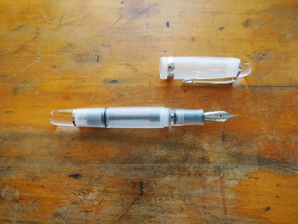 Opus 88 JAZZ Fountain Pen - Clear