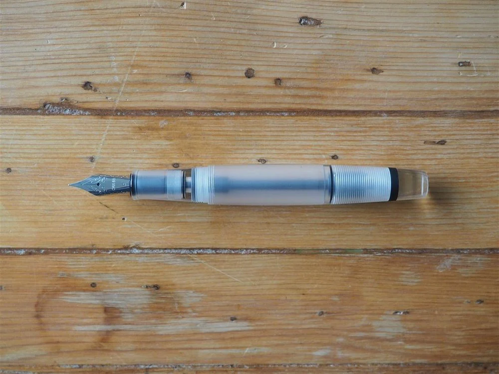 Opus 88 OMAR Fountain Pen - Clear - Image 3
