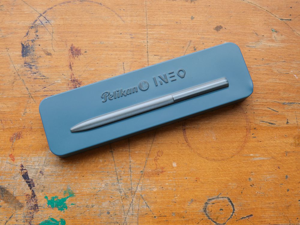 Pelikan Ineo Fountain Pen - Ocean Blue - Image 4