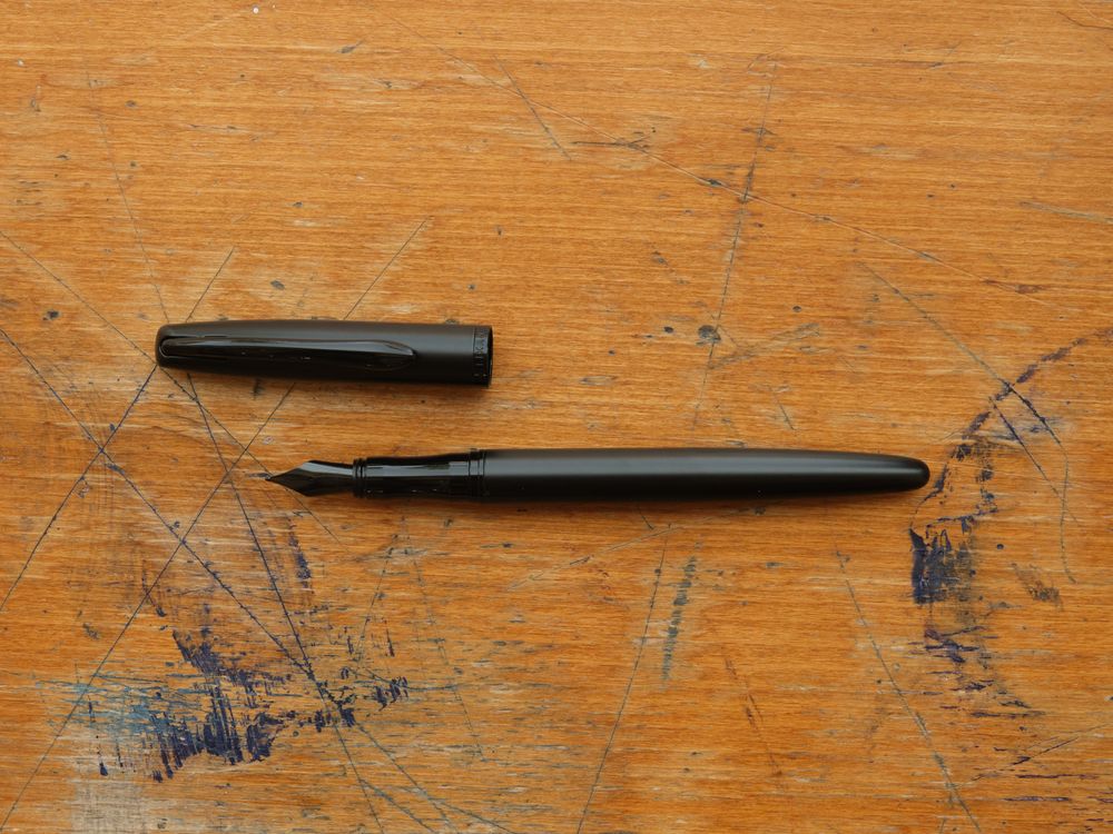 Pelikan Jazz Fountain Pen - Carbon Steel - Image 2