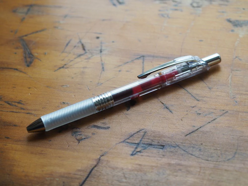 Pentel Energel infree Needle Point - 0.5mm - Burgundy