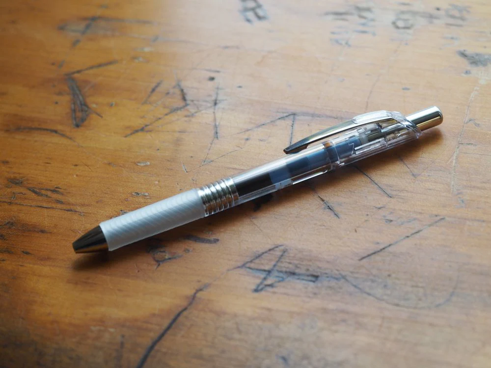 Pentel Energel infree Gel Pen - 0.7mm - Blue-Black