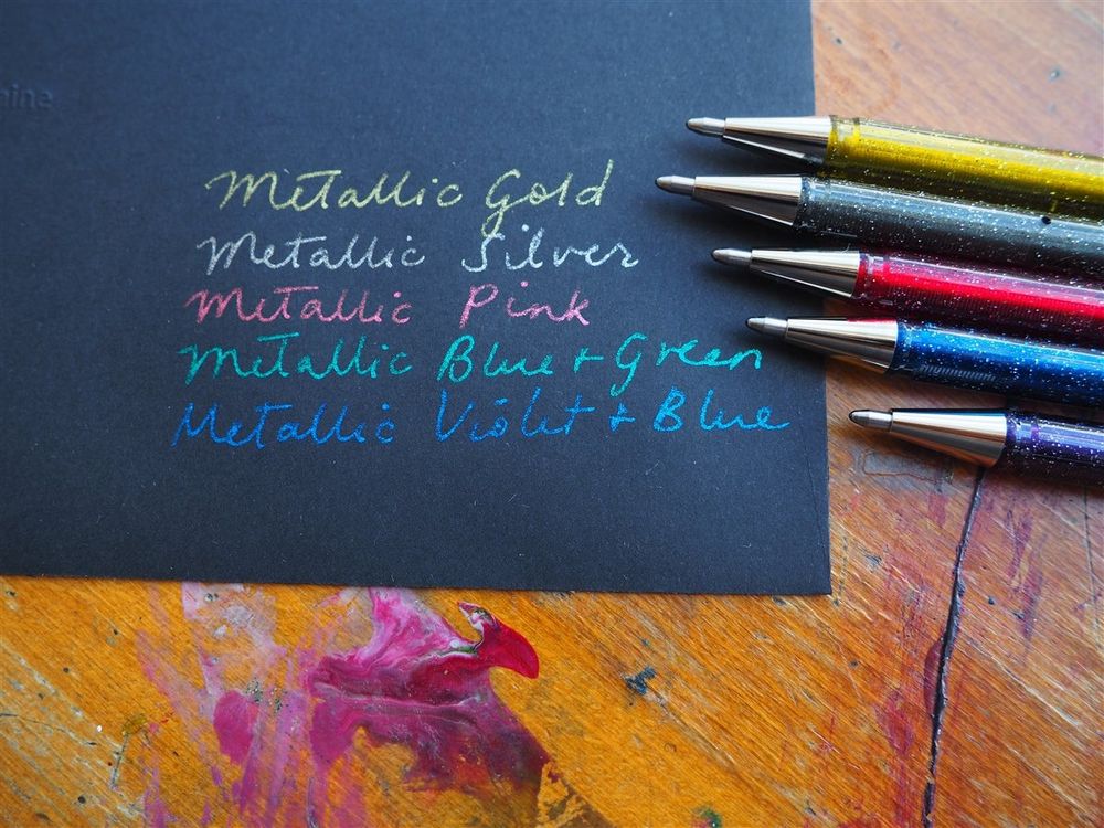 Pentel Hybrid Dual Metallic Gel Pen - Blue & Metallic Green - Image 2
