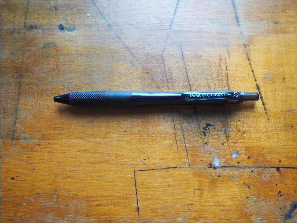 Pentel Vicuna X - 0.7mm - Black