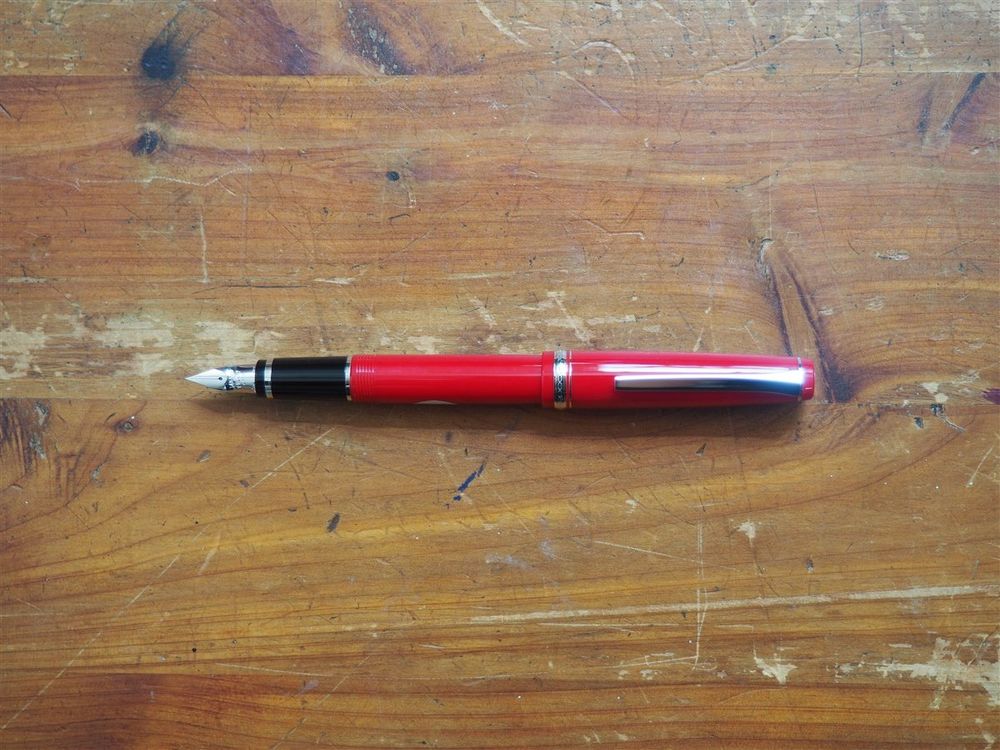 Pilot Falcon Resin Fountain Pen - Red with Silver Trim - Image 3