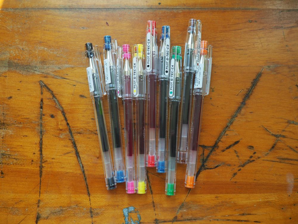 Pilot G-Tec-C (Hi-Tec-C) Gel Pen - 0.4mm - Green - Image 3