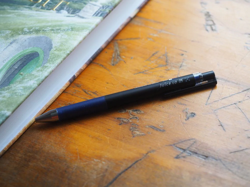 Pilot Juice Up Gel Pen - 0.5mm - Blue-Black