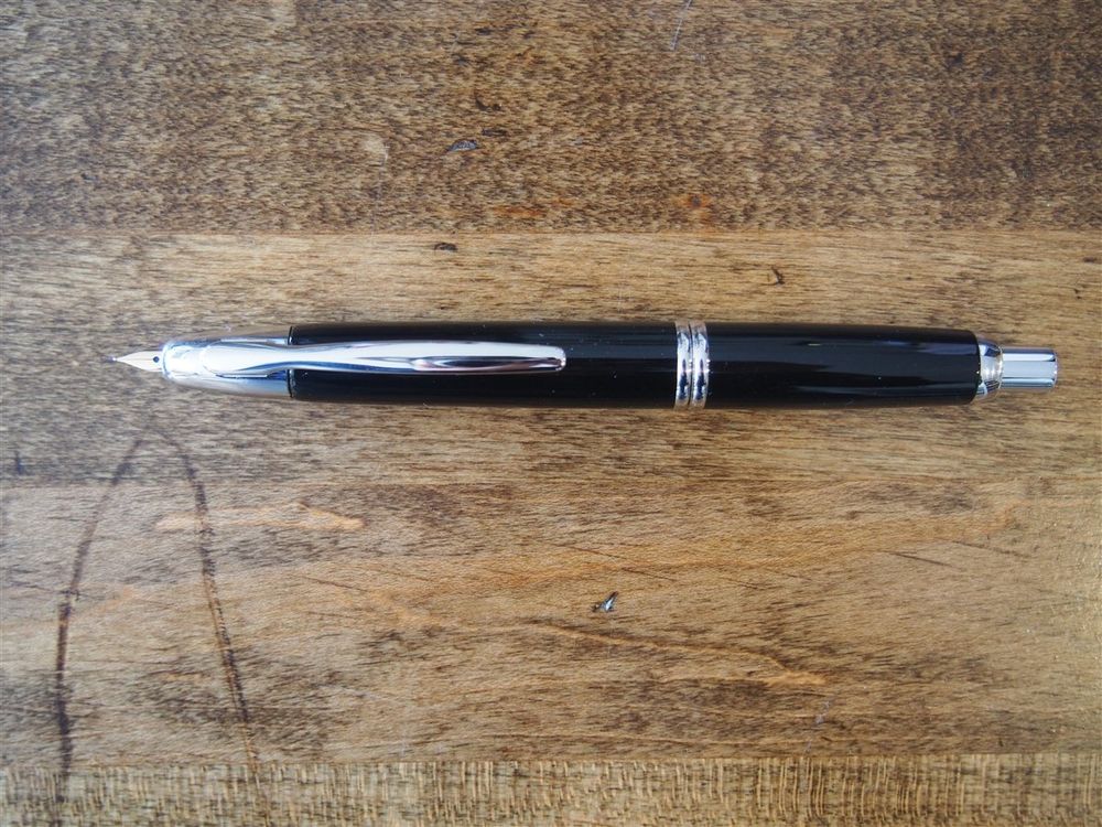 Pilot Vanishing Point Fountain Pen - Black with Rhodium Trim