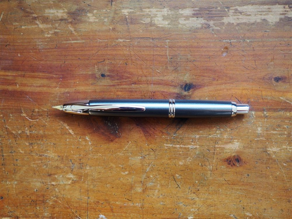 Pilot Vanishing Point Fountain Pen - Grey with Rhodium Trim