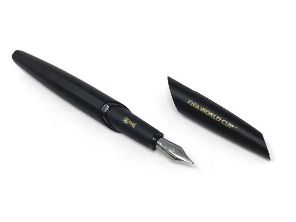 Pininfarina Fountain Pen - Special Edition - PF Two FIFA World Cup Edition