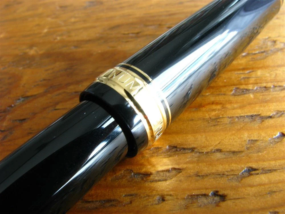 Platinum 3776 Century - Black with Gold Trim - Image 4