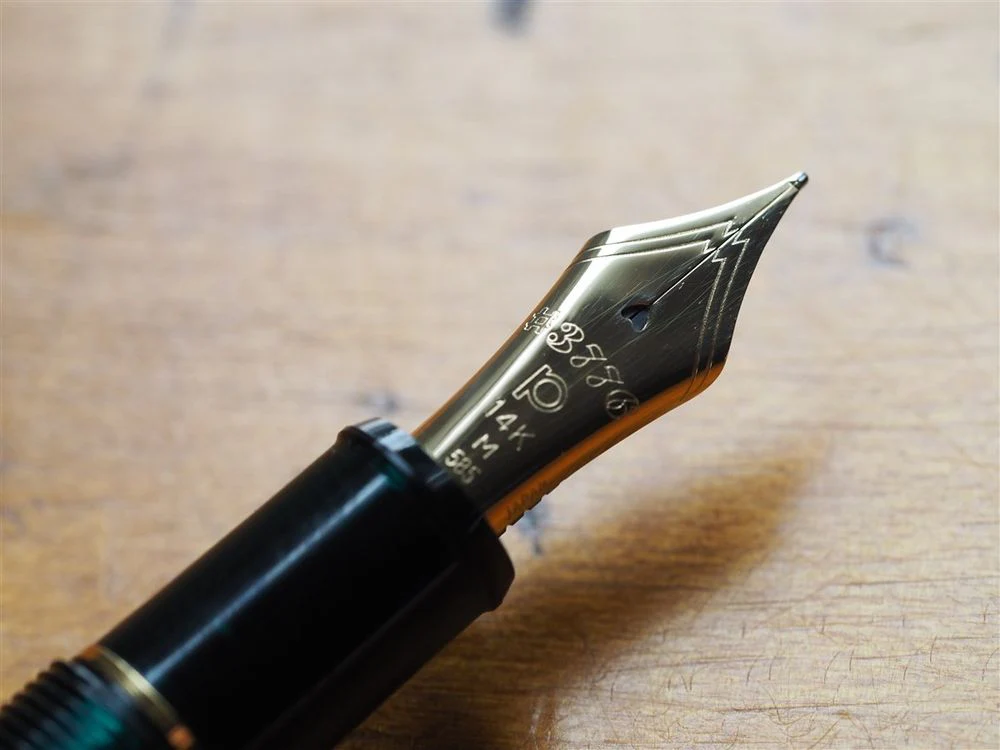 Platinum 3776 Century - Laurel Green with Gold Trim - Image 3