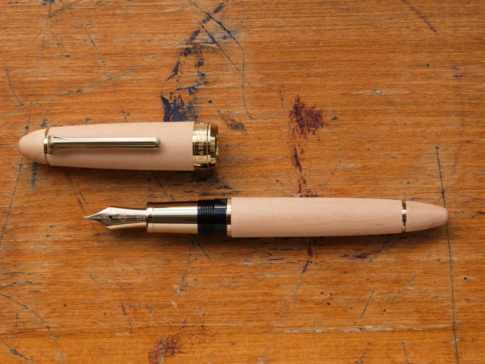 Sailor 1911L Hard Maple Fountain Pen - Natural - Image 2