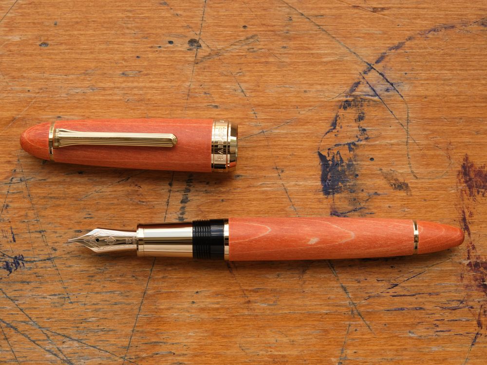 Sailor 1911L Hard Maple Fountain Pen - Vermilion - Image 2