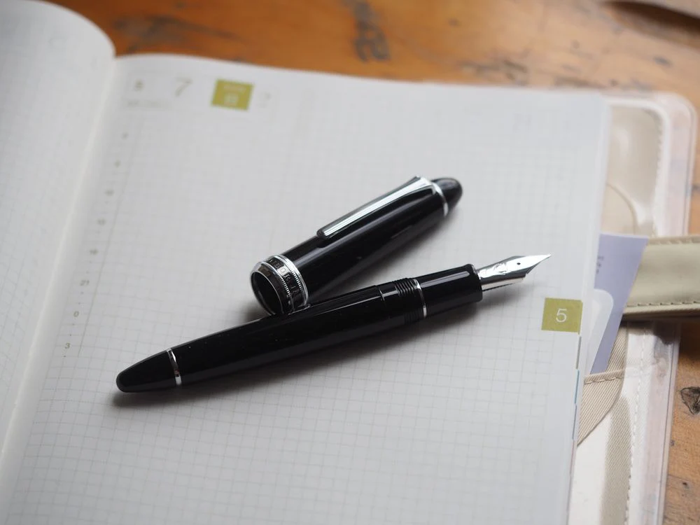 Sailor Bespoke 1911L Black Fountain Pen - Naginata Togi - Silver Trim