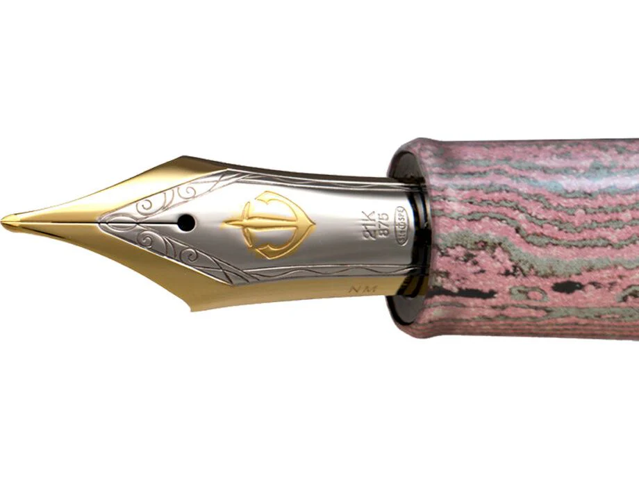 Sailor King of Pen Fountain Pen - Bespoke - Umesaki Naginata Togi Ebonite - Image 3